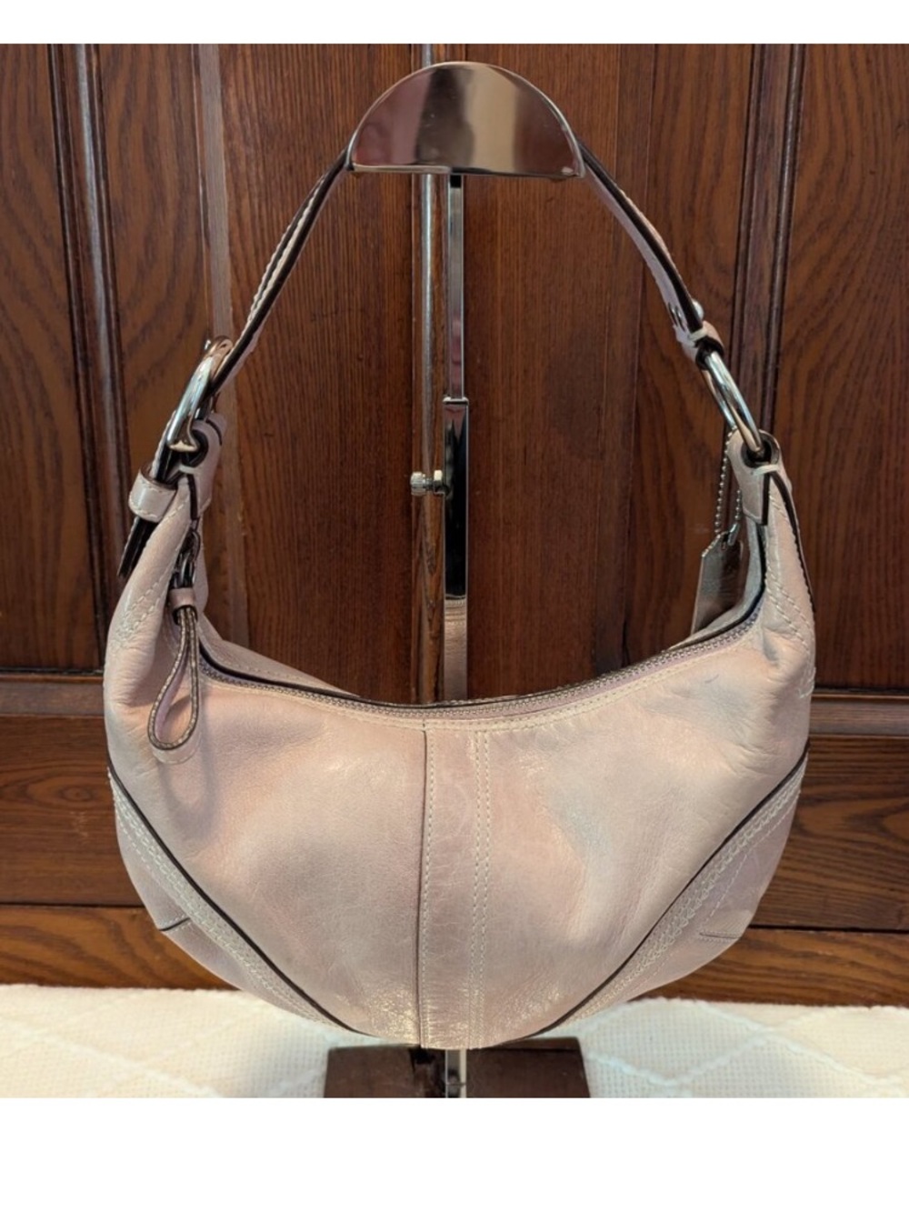 Coach Light Pink Leather Baguette Hobo Sling Bag - Picture 2 of 12